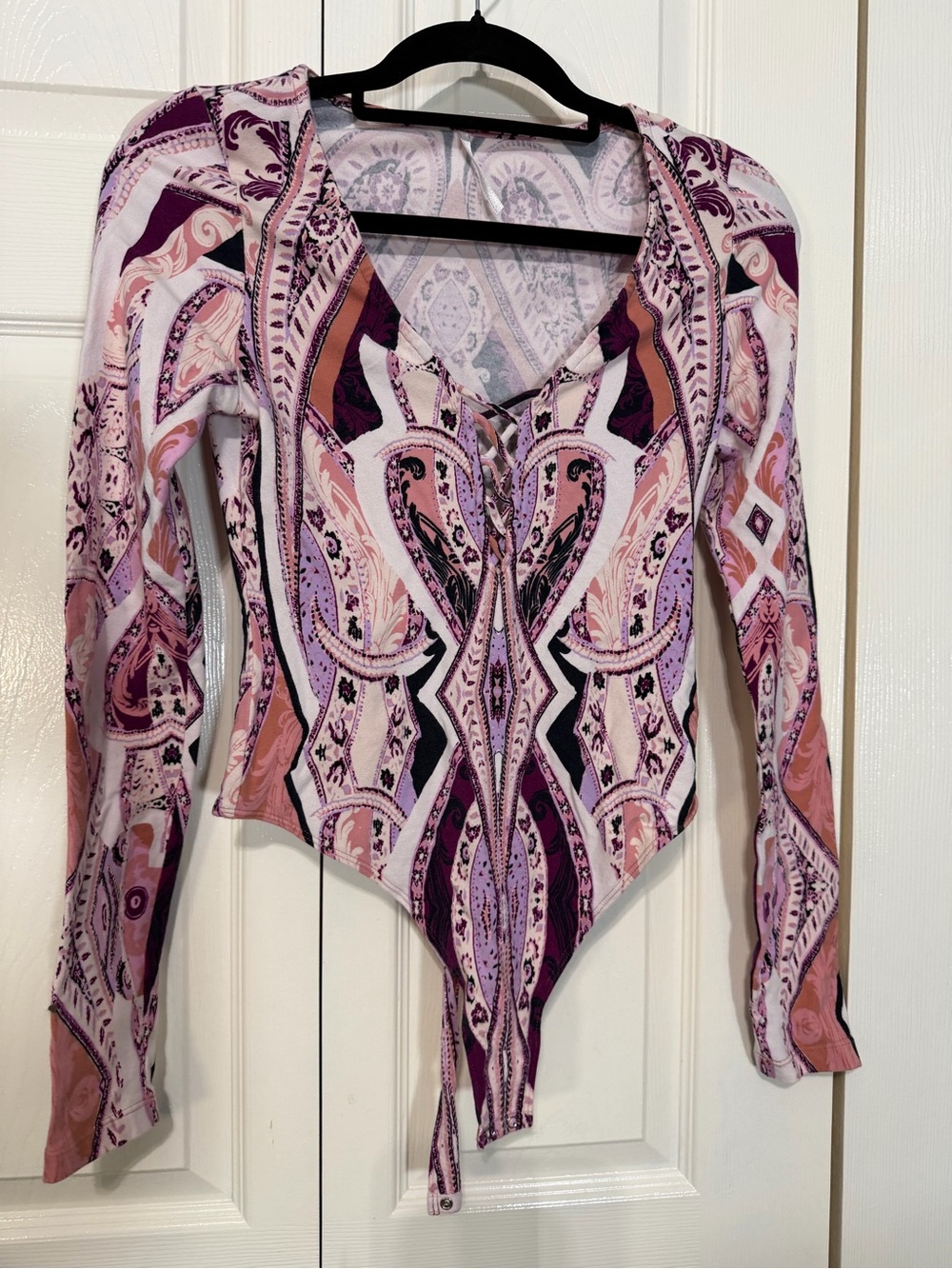 Women's Pink Paisley V-Neck Long Sleeve Bodysuit